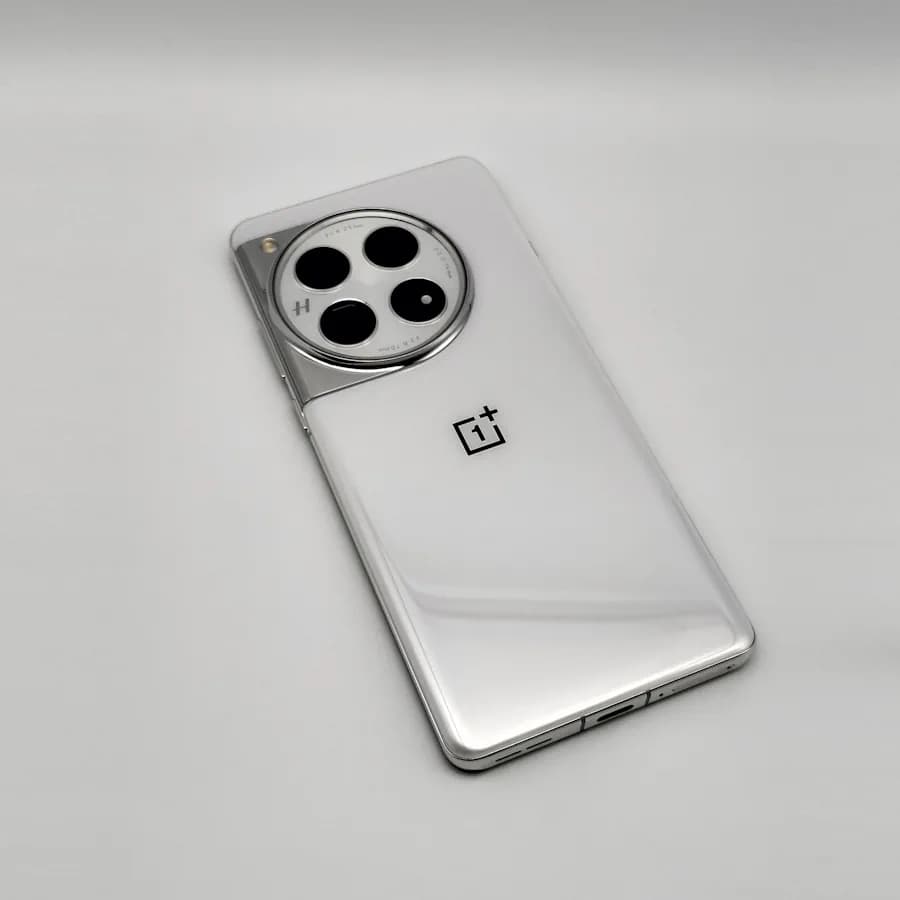 OnePlus 12
